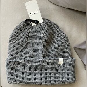 NWT vuori beanie
